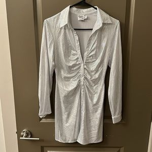 US 2 Princess Polly silver long sleeve silver dress with buttons up the front